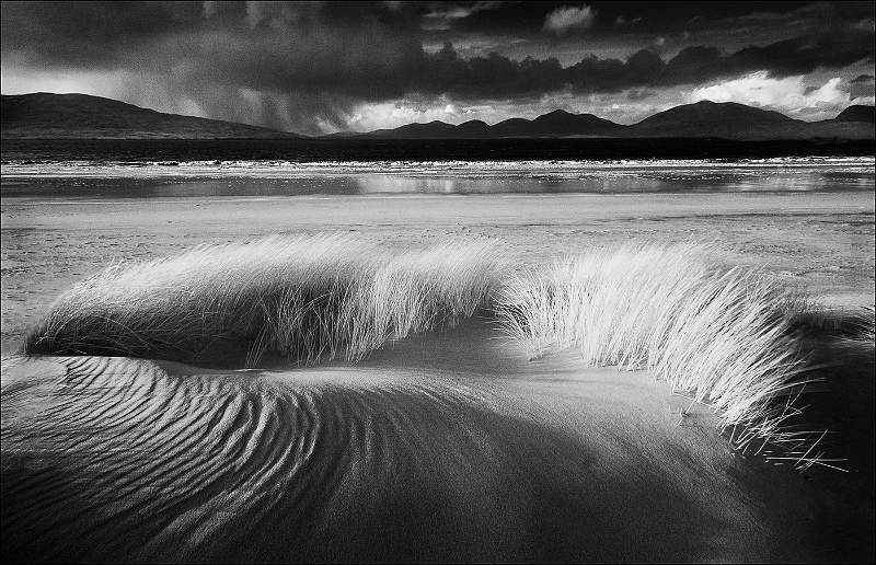 Towards evening at Luskentyre - Roy Essery.jpg